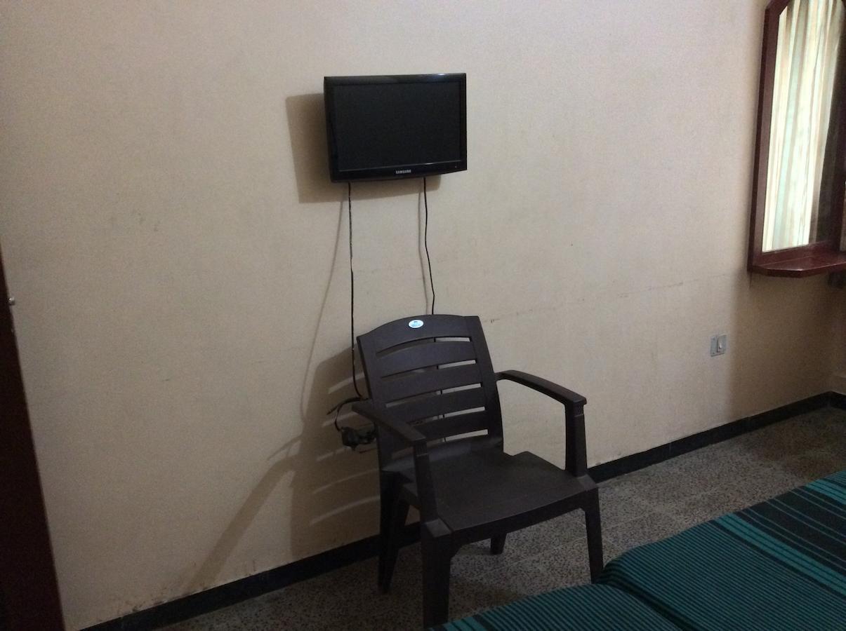 Sakthi Lodge Dharapuram Eksteriør bilde